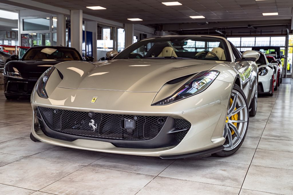 Bild des Angebotes Ferrari 812 GTS*Carbon*LIFT*Extracamp.*Grigio Ingrid*JBL