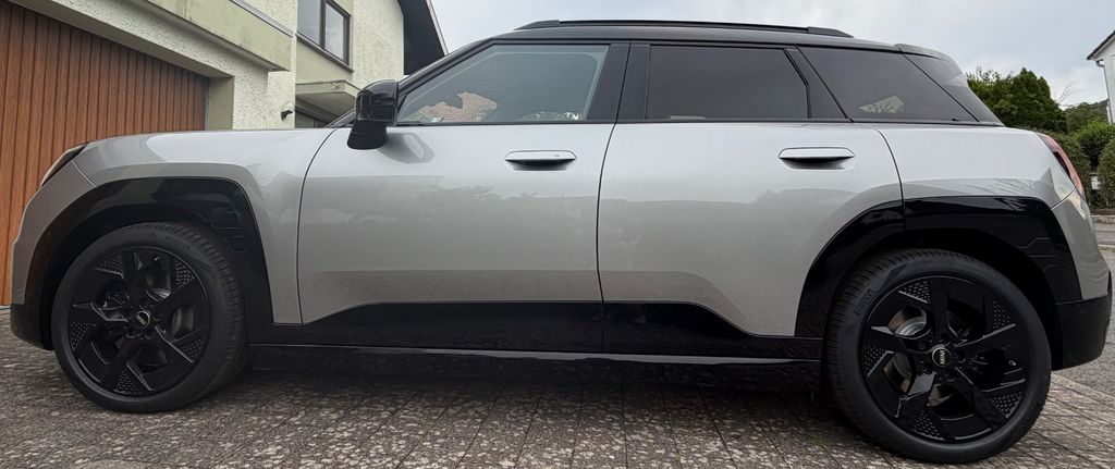 Bild des Angebotes MINI Aceman SE /NEUWAGEN/JCW TRIM/Paket XL /Pano/AHK