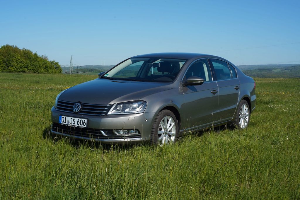 Bild des Angebotes Volkswagen Passat 2.0 TDI 125kW Highline BlueMotion Tec...