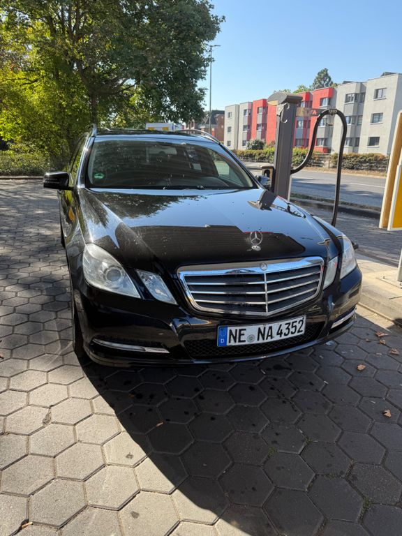 Bild des Angebotes Mercedes-Benz E 250 T-Modell | Automatik