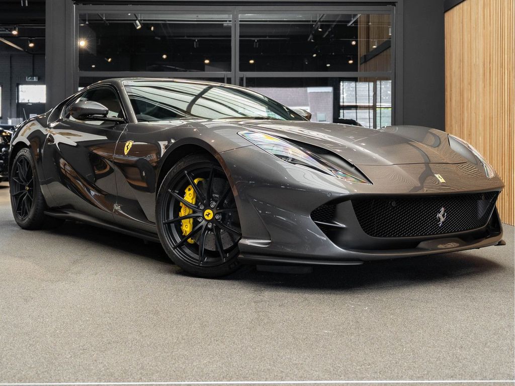Bild des Angebotes Ferrari 812 V12 Superfast HELE Carbon Sport Stoelen 6.5