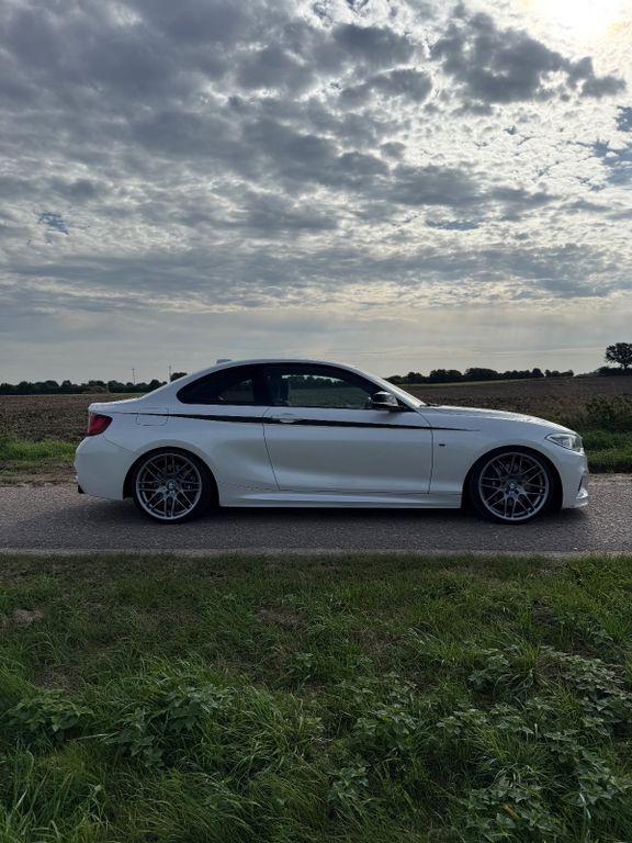 Bild des Angebotes BMW M235i Coupé Airlift Sommerfahrzeug