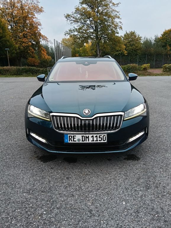 Bild des Angebotes Skoda Superb 2.0 TDI SCR 140kW DSG AMBITION COMBI ...