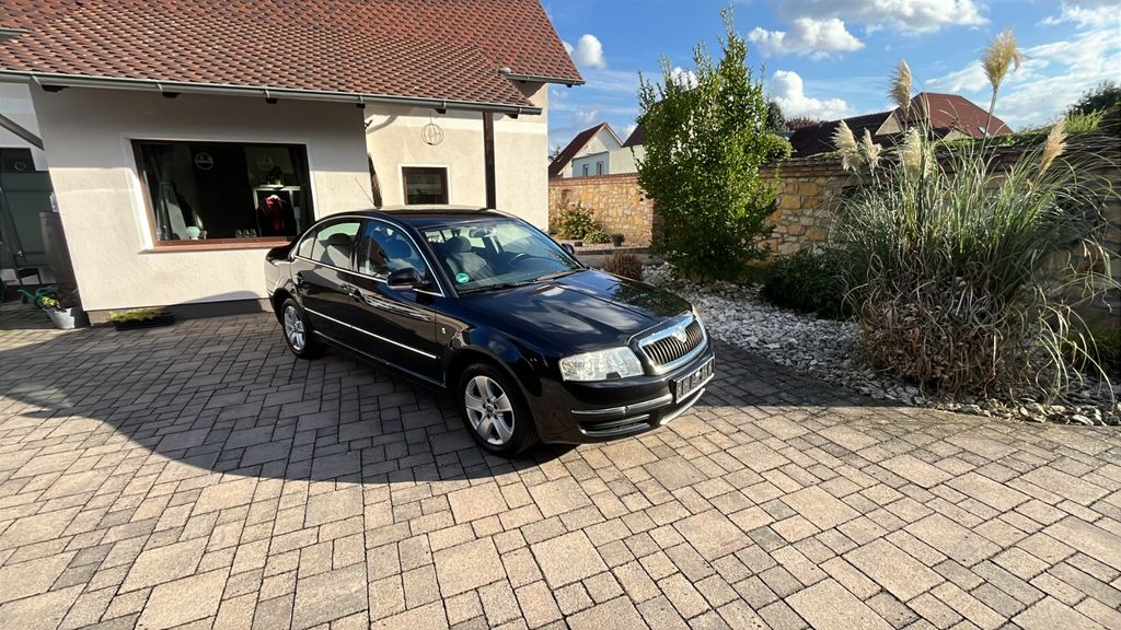 Skoda Superb 1.8T 1.Hand Rentnerfahrzeug erst 45 tkm