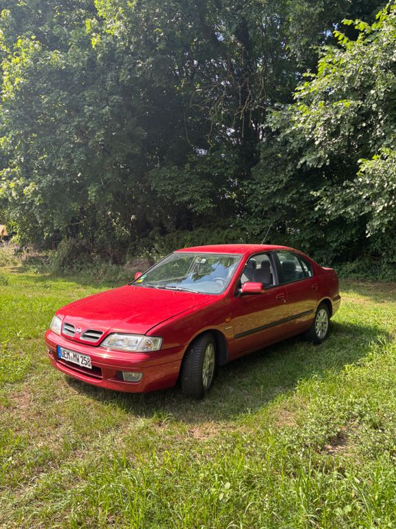 Nissan Primera 2.0 Competence