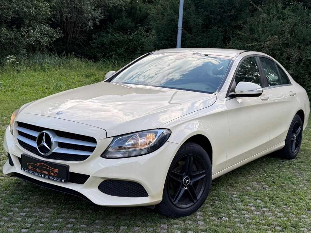 Bild des Angebotes Mercedes-Benz C220d Lim. *Avantgarde *Leder *Navi *Kamera *SHZ