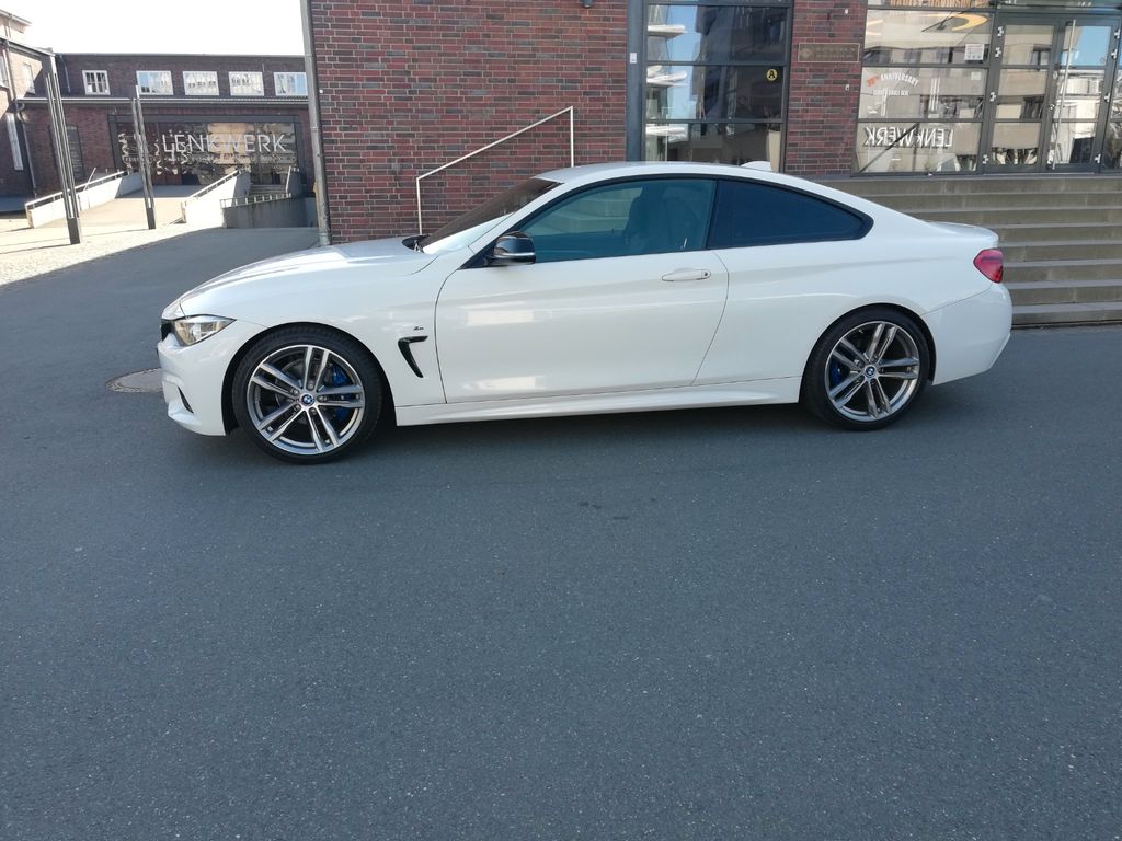 Bild des Angebotes BMW 420i  Coupé M Sport A M Sport