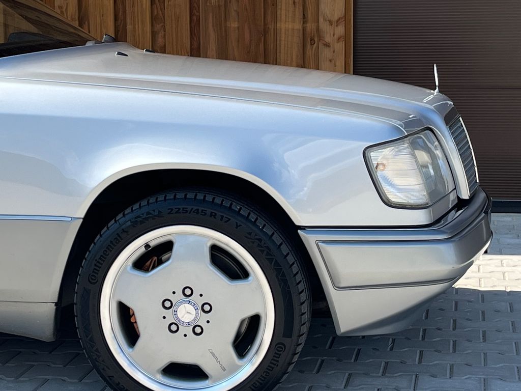 Bild des Angebotes Mercedes-Benz E420 W124 V8, Leder, Klima, nur 138.000 Km