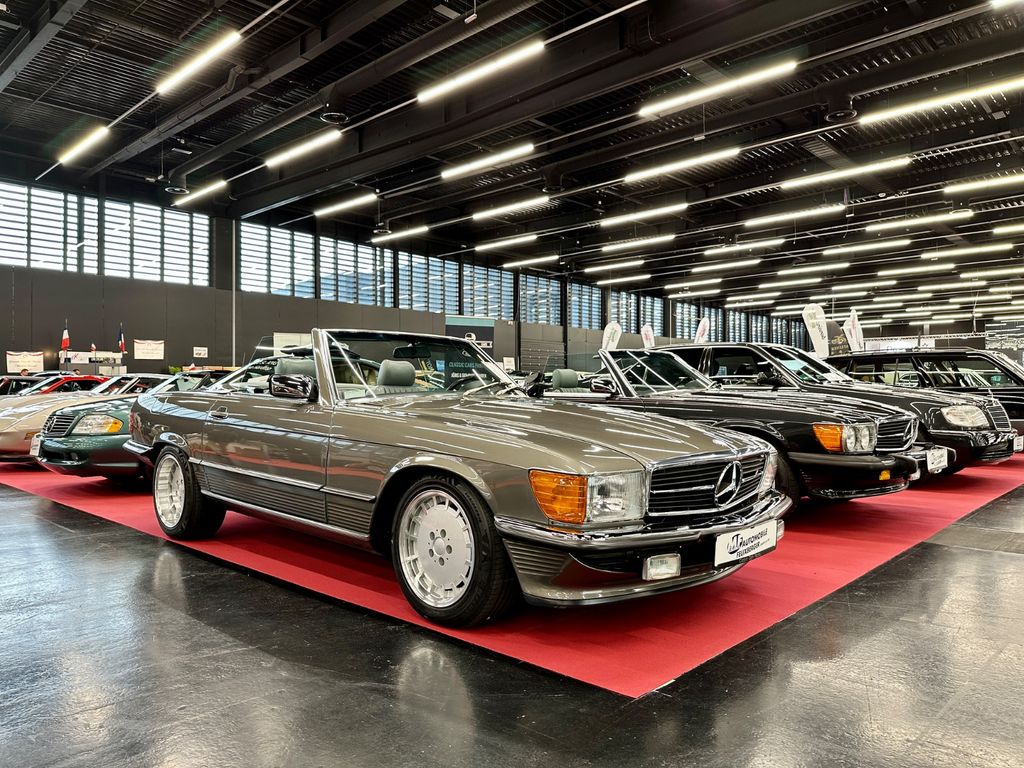 Bild des Angebotes Mercedes-Benz SL 560 seltene Farbkombi Lorinser Sammlerauto