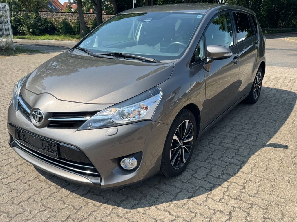 Toyota Verso 1.8 T2 Premium Multidrive S*7Sitzer*Kamera