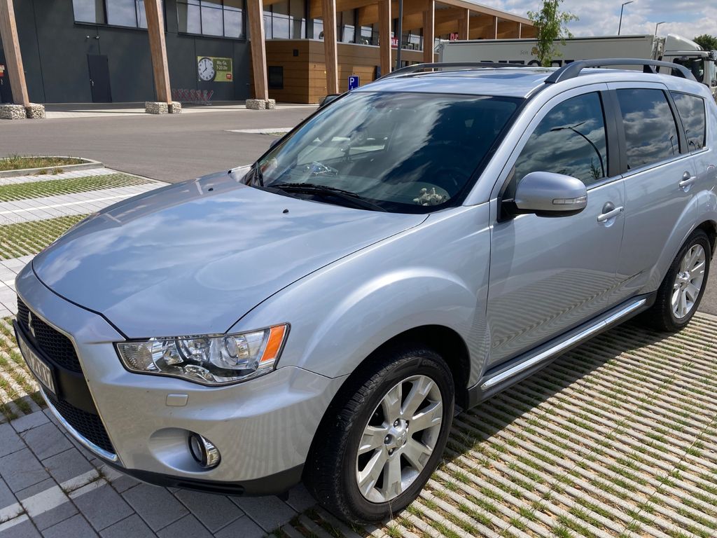 Bild des Angebotes Mitsubishi Outlander 2.2 DI-D Instyle 4WD TC-SST Instyle