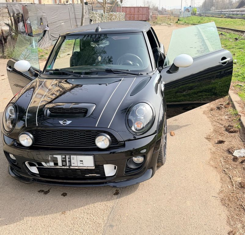 Bild des Angebotes MINI John Cooper Works Cabrio John Cooper Works