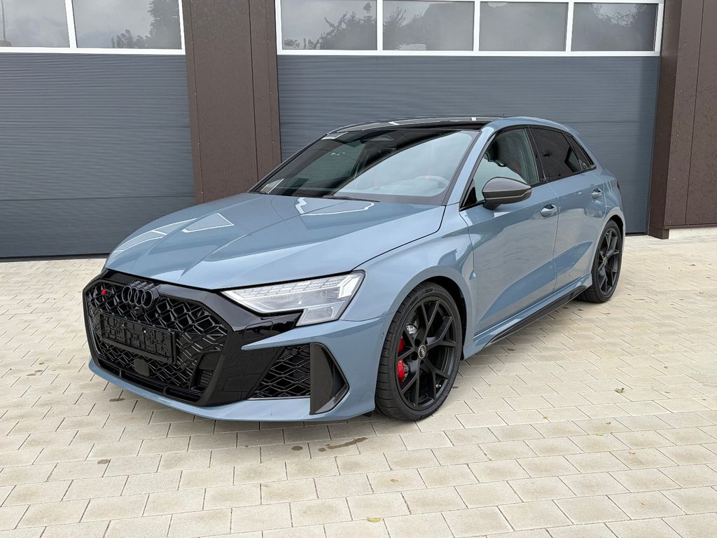 Bild des Angebotes Audi RS3 Sportback qu. CARBON/BlackPlus/KEMORAGRAU