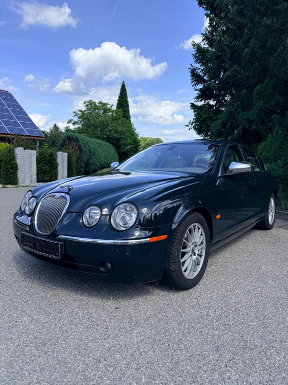 Bild des Angebotes Jaguar S-Type 4.2 Liter V8 Vollausstattung Racing Green