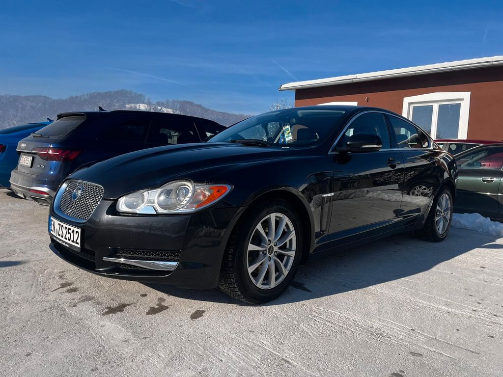 Bild des Angebotes Jaguar XF 3.0 V6 155kW Diesel Luxury Luxury