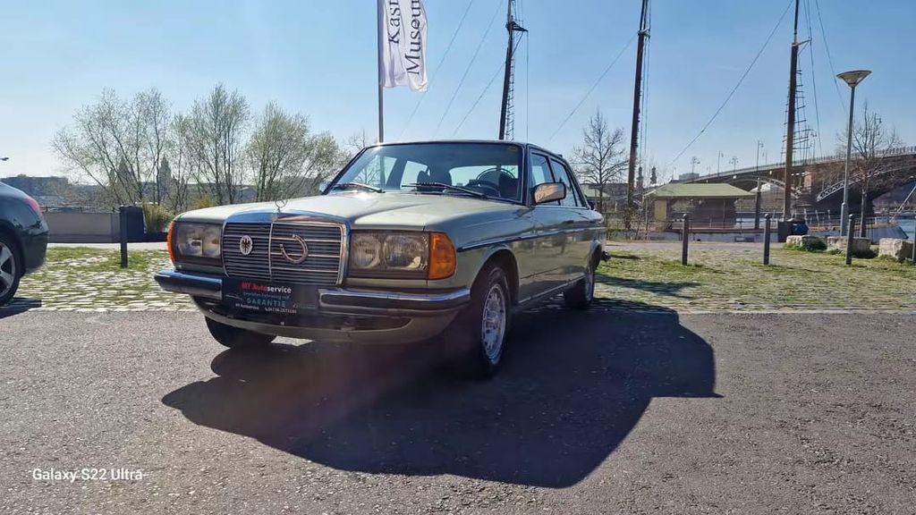 Bild des Angebotes Mercedes-Benz 280/W123/H ZULASUNG/KLIMA/EL FENSTER/
