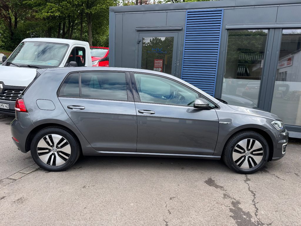 Bild des Angebotes Volkswagen Golf VII Lim. e-Golf-Navi-Kamera-Pdc
