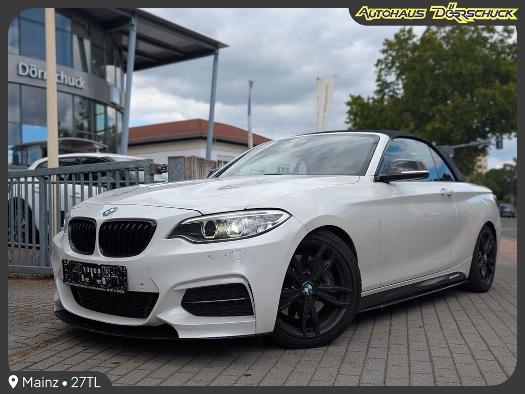 Bild des Angebotes BMW M235 i  Cabrio Schaltwippen. Navi. RFK. Leder.