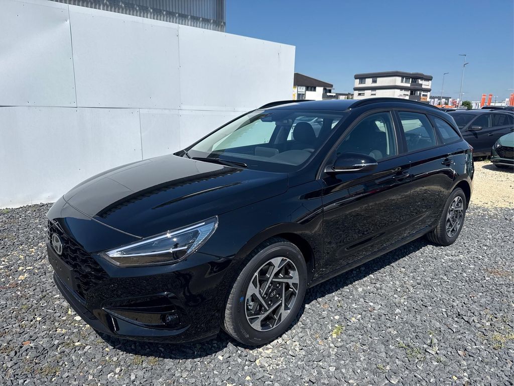 Bild des Angebotes Hyundai i30 Kombi STYLE DCT NAVI RFK SHZ PDC ALU 1.6 ...