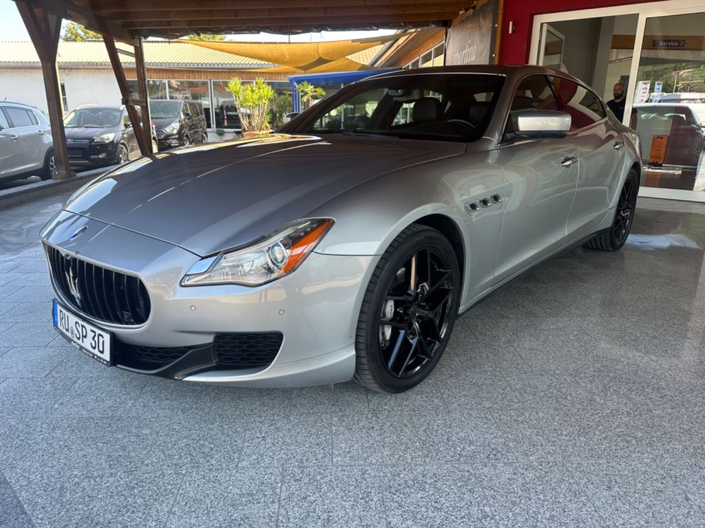 Bild des Angebotes Maserati Quattroporte Kamera Glasdach Business-Paket