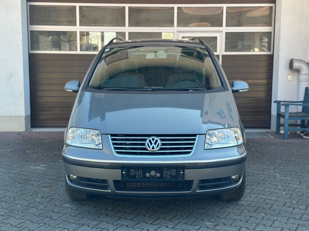 Bild des Angebotes Volkswagen Sharan 1,9 Ltr. - 85 kW TDI,Trendline 7 Sit.