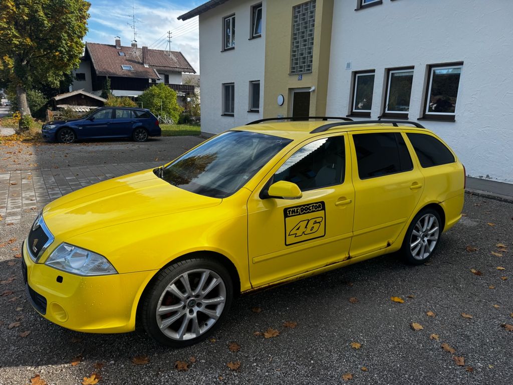 Bild des Angebotes Skoda Octavia Combi 2.0 TDI RS*XENON*ALU*LEDER*