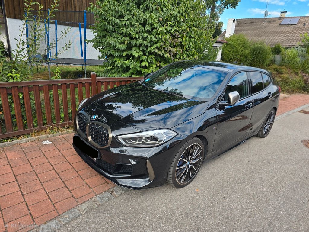 Bild des Angebotes BMW M135i xDrive | 306PS | HUD | Adaptive LED | 19"