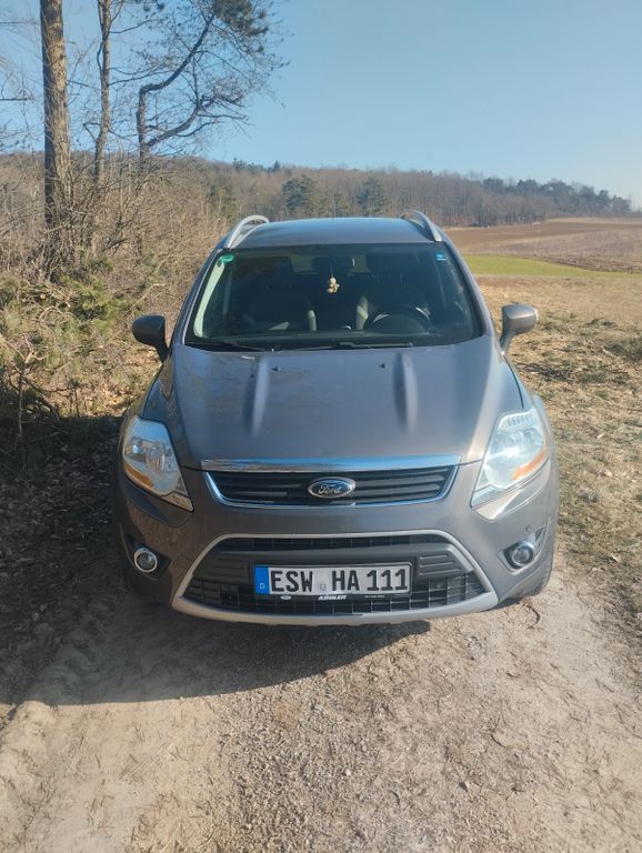 Bild des Angebotes Ford Kuga 2,0TDCi 4x4 120kW Champions Ed. PowerSh...