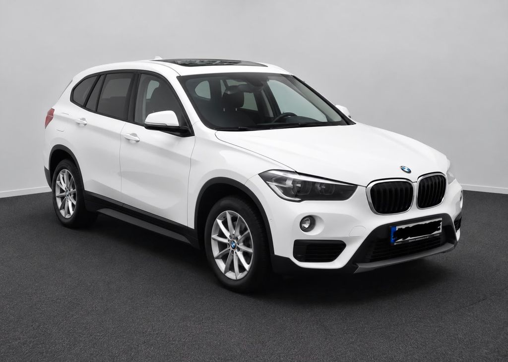 Bild des Angebotes BMW X1 sDrive18i - ABS, Panorama Dach, Klimaanlage