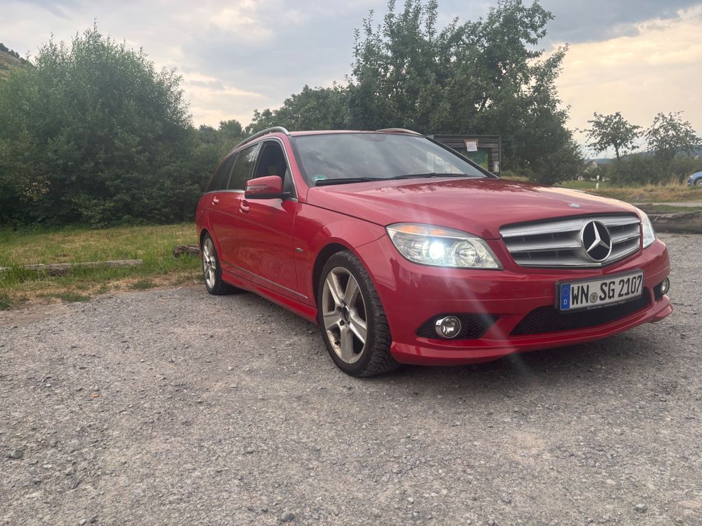 Bild des Angebotes Mercedes-Benz C 200 CGI T BlueEFFICIENCY Aut. Classic