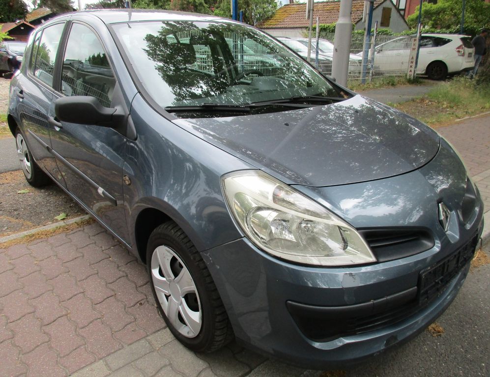 Bild des Angebotes Renault Clio III Expression TÜV Neu