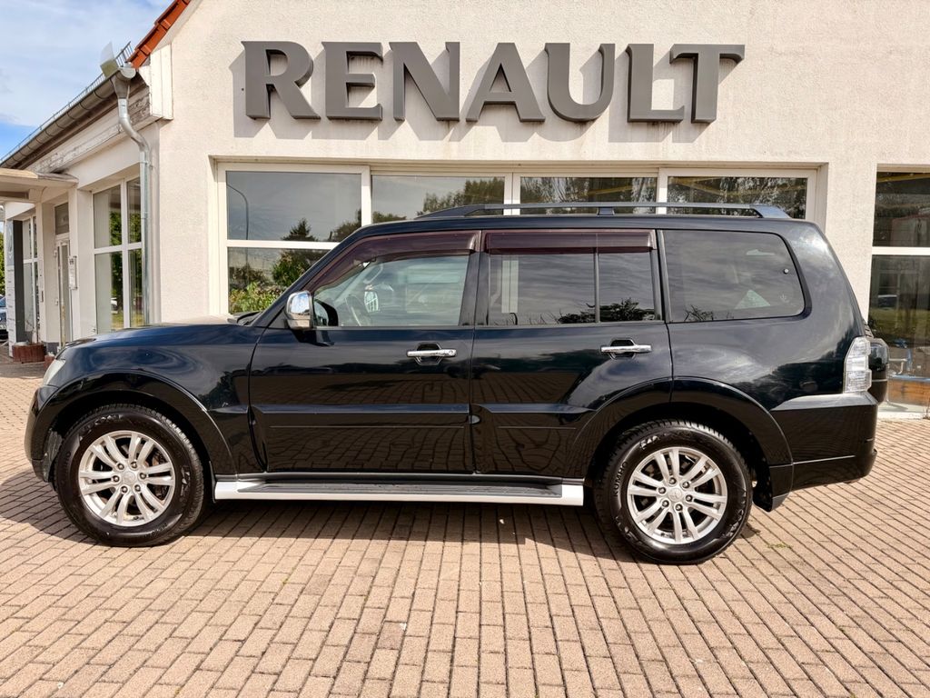 Bild des Angebotes Mitsubishi Pajero 3.2 DI-D Edition 30*7-Sitze*Leder*Navi*