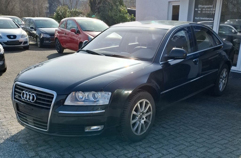 Bild des Angebotes Audi A8 4.2 FSI quattro