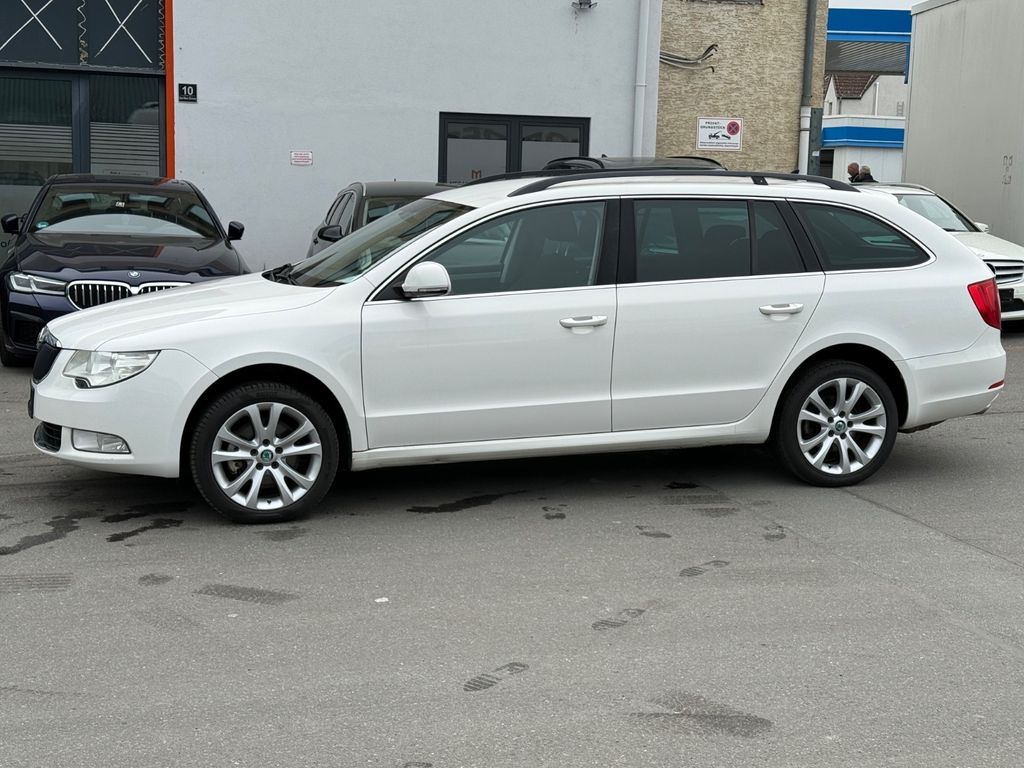 Bild des Angebotes Skoda Superb Combi Family*Xenon*PDC*Sitzheiz.*Gepflegt