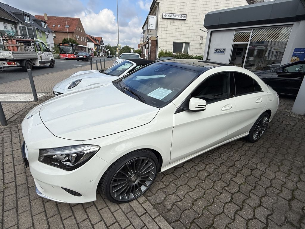 Bild des Angebotes Mercedes-Benz CLA 180 7G Urban Panorama Leder 19Zoll Totwinkel
