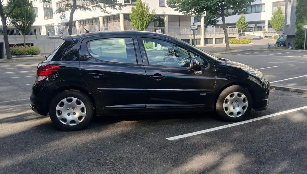 Bild des Angebotes Peugeot 207 SW Tendance HDi FAP 92 Tendance