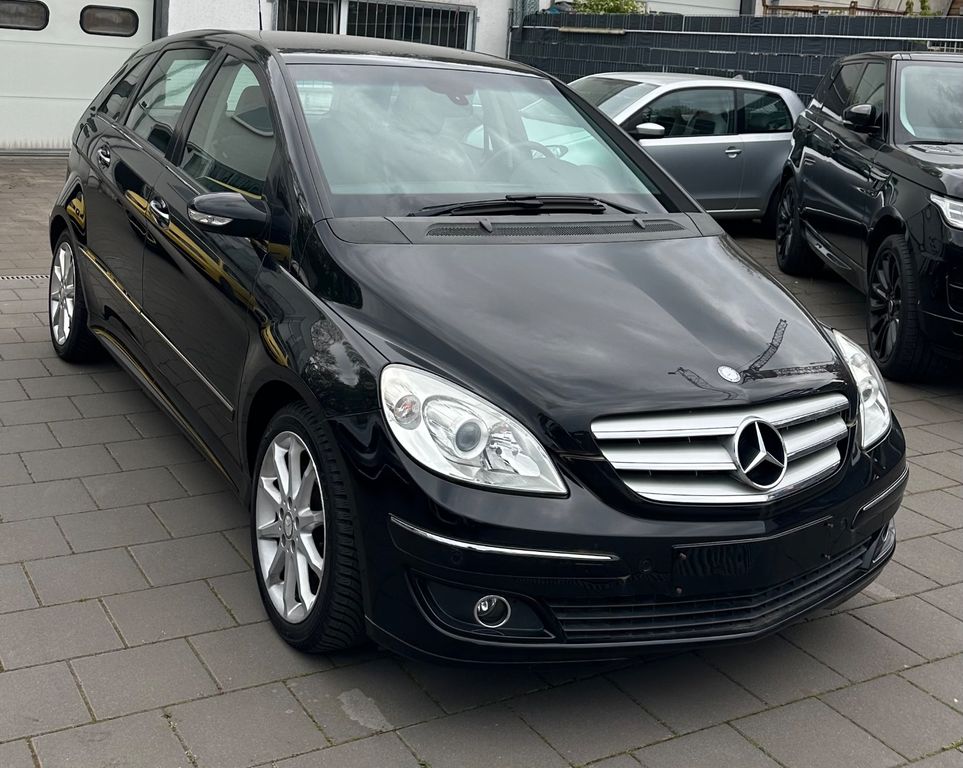 Bild des Angebotes Mercedes-Benz B 170 *AUTOMATIK*INSPEK.NEU* TEILLEDER
