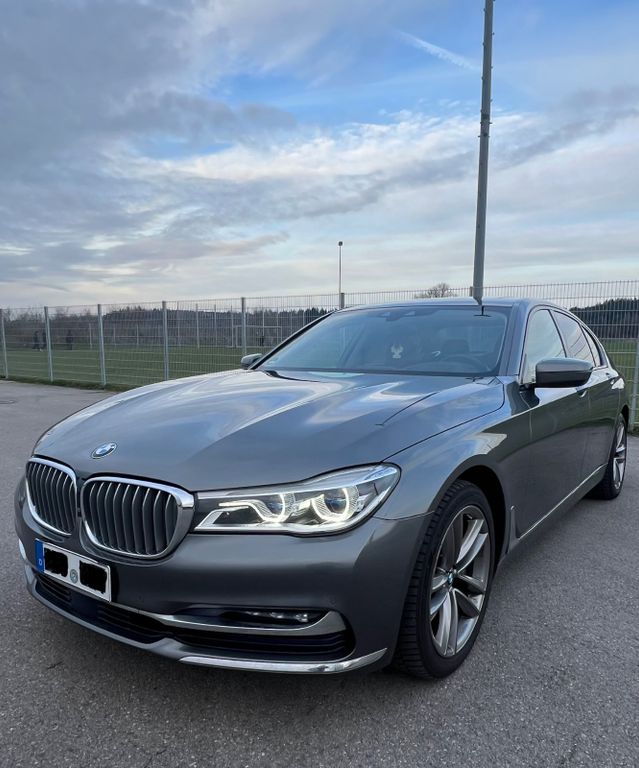 Bild des Angebotes BMW 730d G11 7er|Massage|Standheizung|Kamera360