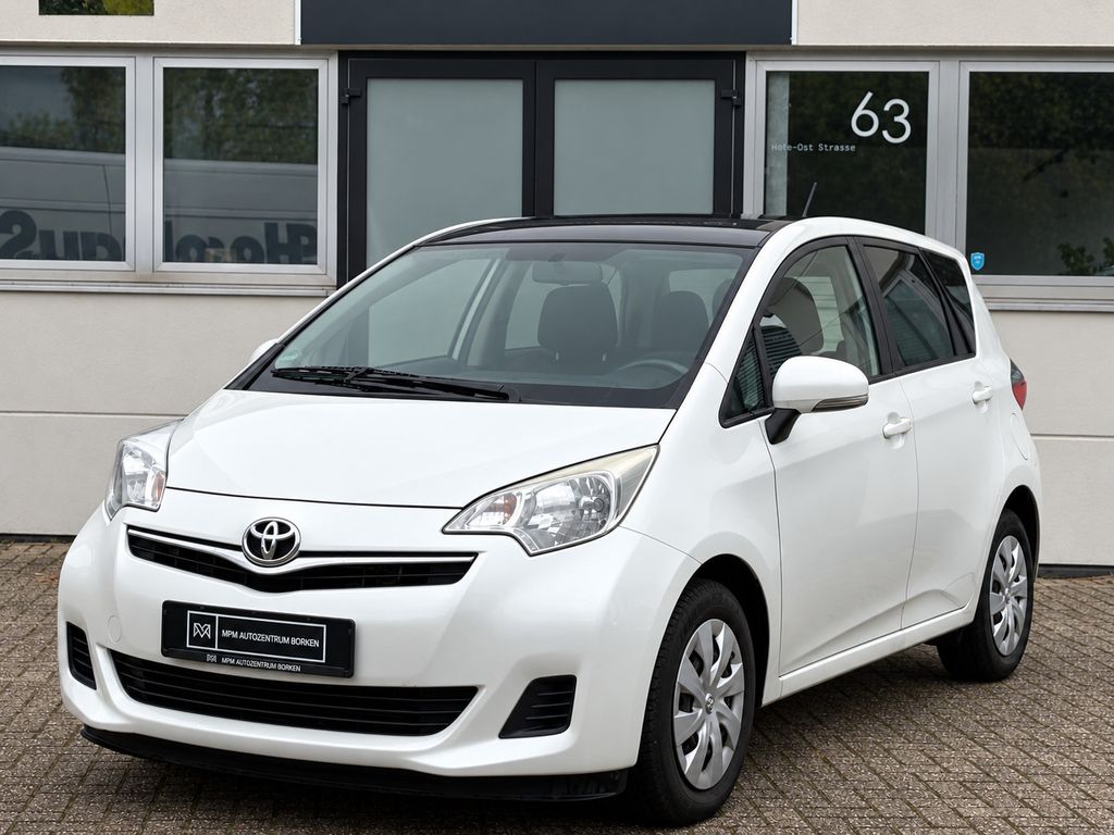 Bild des Angebotes Toyota Verso-S Life I Panorama I Kamera I AHK HU 04.28