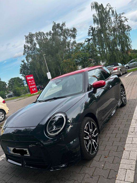 Bild des Angebotes MINI Cooper SE SE John Cooper Works Trim John Coo...