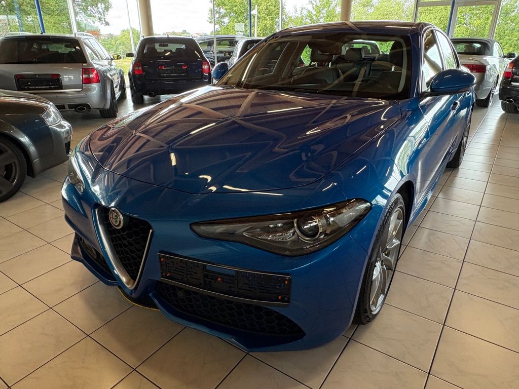 Bild des Angebotes Alfa Romeo Giulia Veloce Q4 1.Hand-KAM-PDC-209PS-BREMBO-NAV