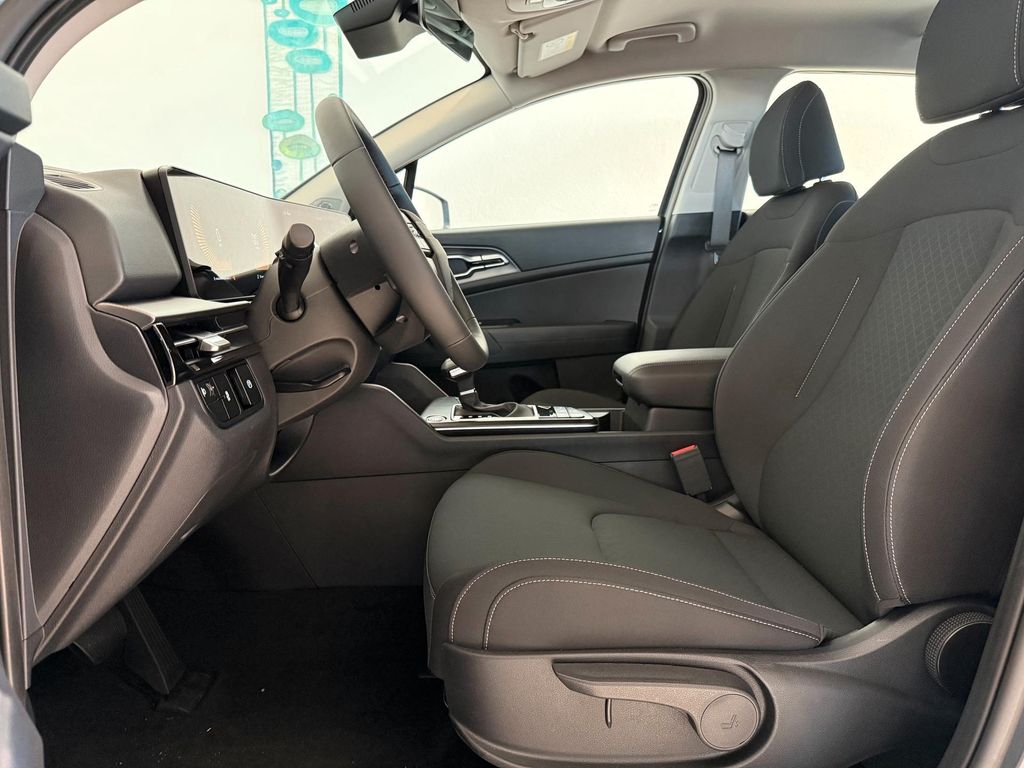 Kia Sportage Style 1,6 T-GDI FWD 7DCT € 10.740,00...