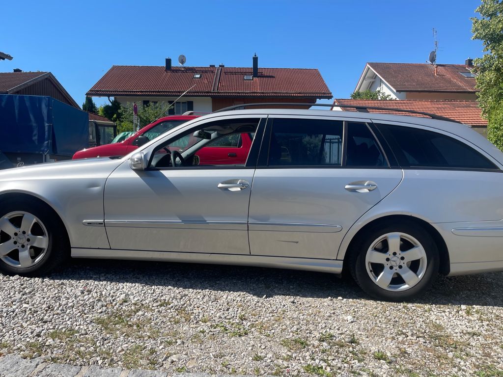 Bild des Angebotes Mercedes-Benz E 280 CDI 4MATIC T Classic
