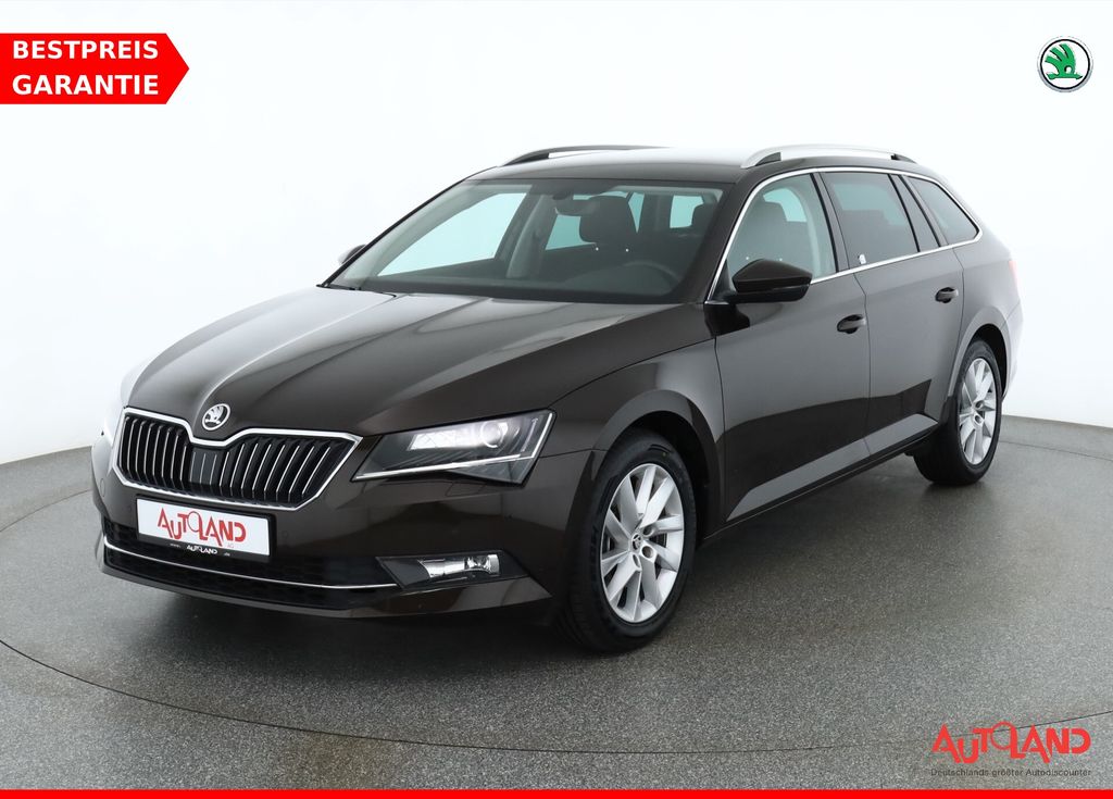 Bild des Angebotes Skoda Superb Combi 1.5 TSI DSG Bi-Xenon Navi Smartlink