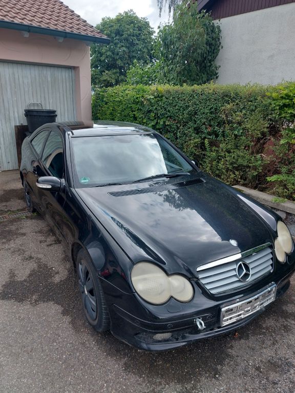 Bild des Angebotes Mercedes-Benz 230