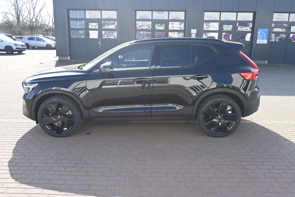 Bild des Angebotes Volvo XC40 B3 B Plus Black Edition *360°*PANO*ACC*NAV*