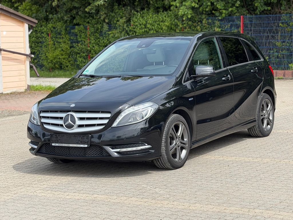 Bild des Angebotes Mercedes-Benz B 180 CDI * NAVI *LEDER *XENON *AHK
