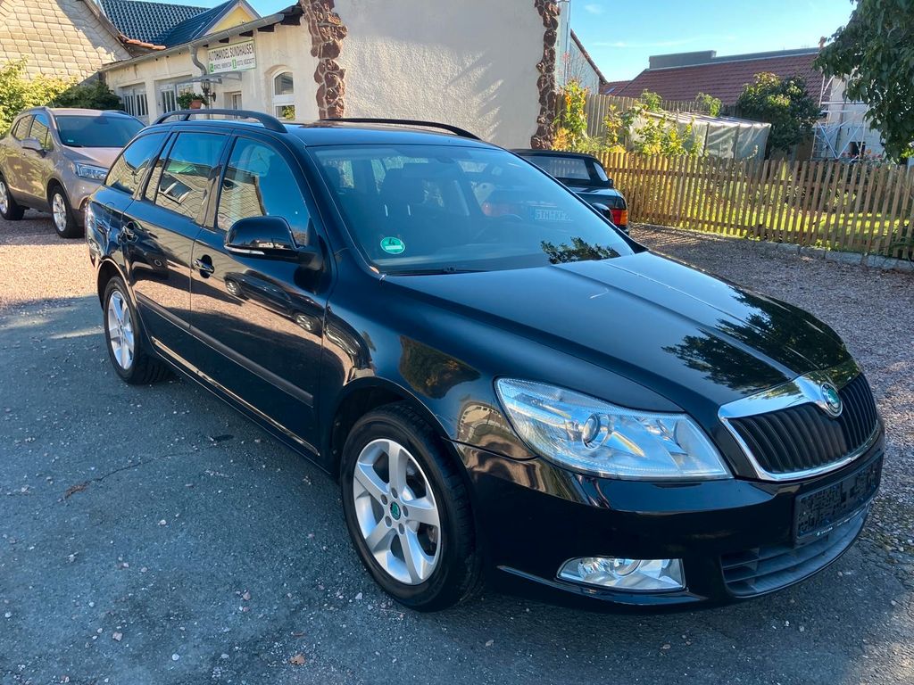 Bild des Angebotes Skoda Octavia Combi Best of Standheizung