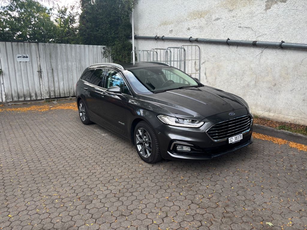 Bild des Angebotes Ford Mondeo 2,0 Hybrid Vignale Automatik Hybrid V...