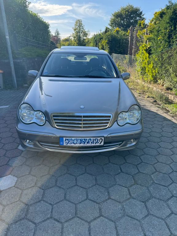 Bild des Angebotes Mercedes-Benz C 230 2,5l v6
